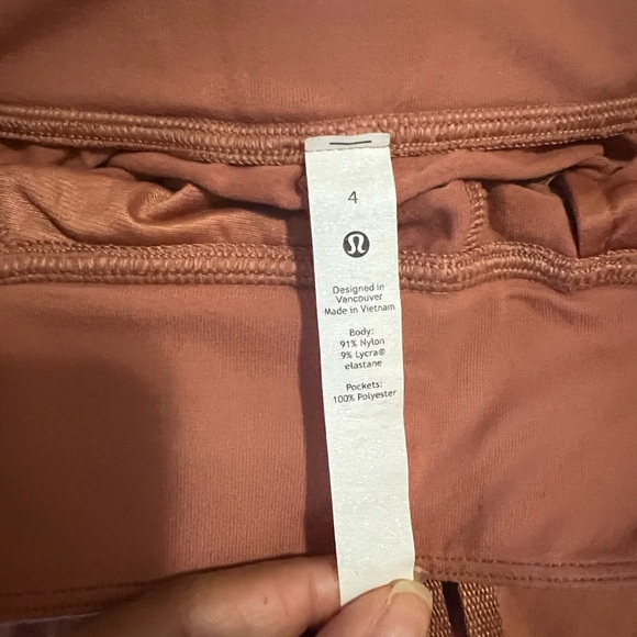 lululemon joggers - Picture 5 of 8